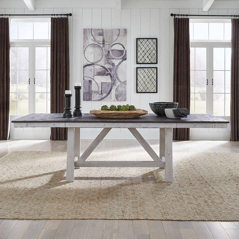 Liberty Furniture Industries Inc. Farmhouse 139WH-CD-O5TRS 5 pc Dining Set IMAGE 3