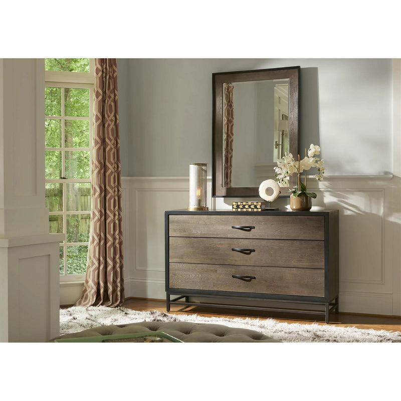 Universal Furniture Spencer 3-Drawer Dresser 219A040 IMAGE 2
