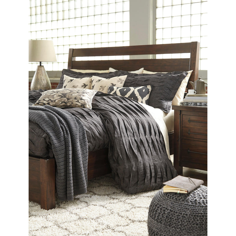 Millennium Starmore Queen Panel Bed B633-77/B633-74 IMAGE 3