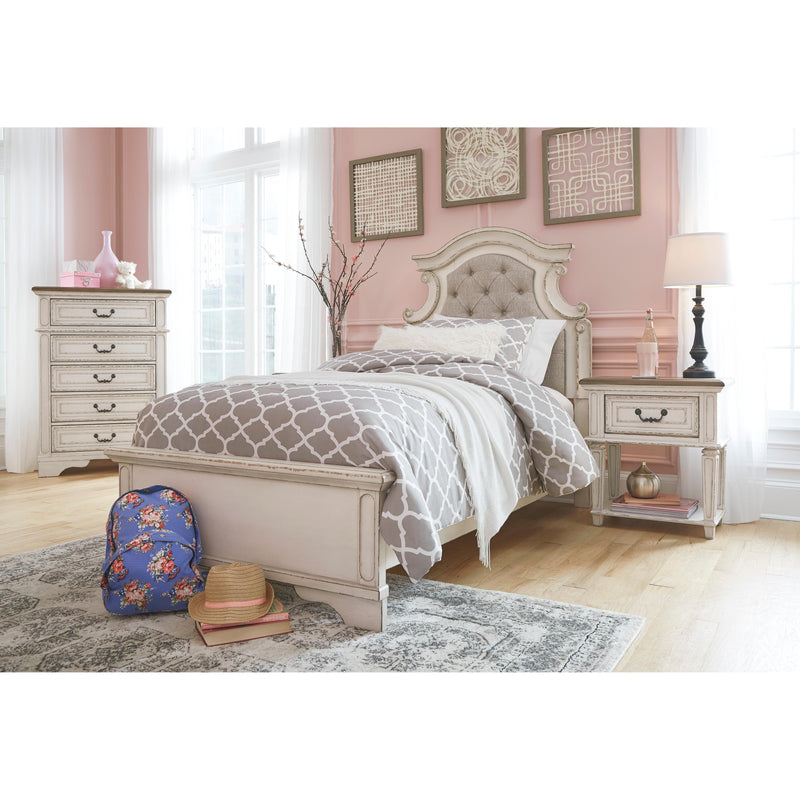 Signature Design by Ashley Realyn B743B13 Twin Panel Bed IMAGE 5