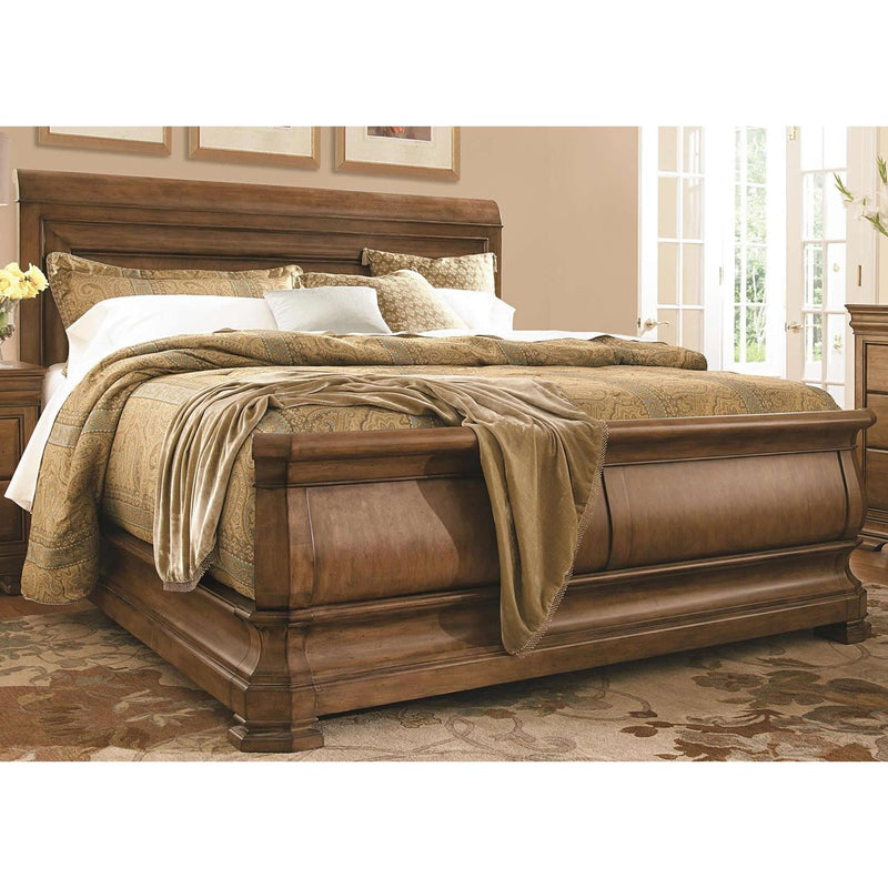 Universal Furniture New Lou California King Sleigh Bed 07177B IMAGE 1