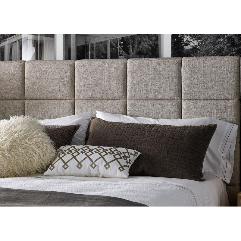 Universal Furniture Modern King Upholstered Panel Bed 847220/84722FR IMAGE 2