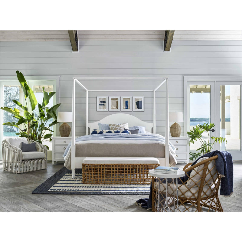 Universal Furniture Boca Grande Key King Canopy Bed U033A290/U033A29FR/U033A29C IMAGE 3