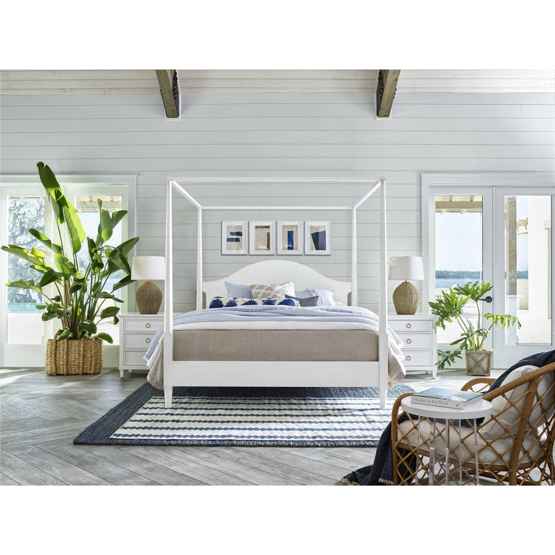 Universal Furniture Boca Grande Key King Canopy Bed U033A290/U033A29FR/U033A29C IMAGE 4