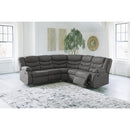 Signature Design by Ashley Partymate 36903S2 2 pc Reclining Sectional IMAGE 4