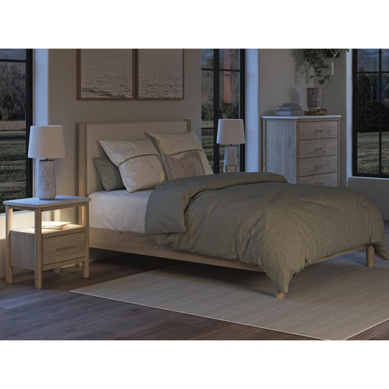 Signature Design by Ashley Cadmori B2615B4 Queen Upholstered Panel Bed IMAGE 8