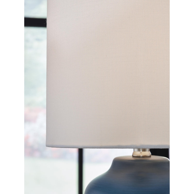 Signature Design by Ashley Gierburg L180214 Ceramic Table Lamp IMAGE 3