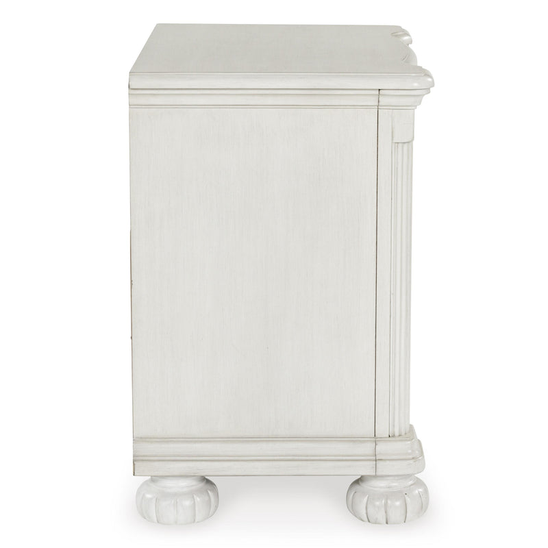 Benchcraft Montelaine B795-93 Three Drawer Night Stand IMAGE 4