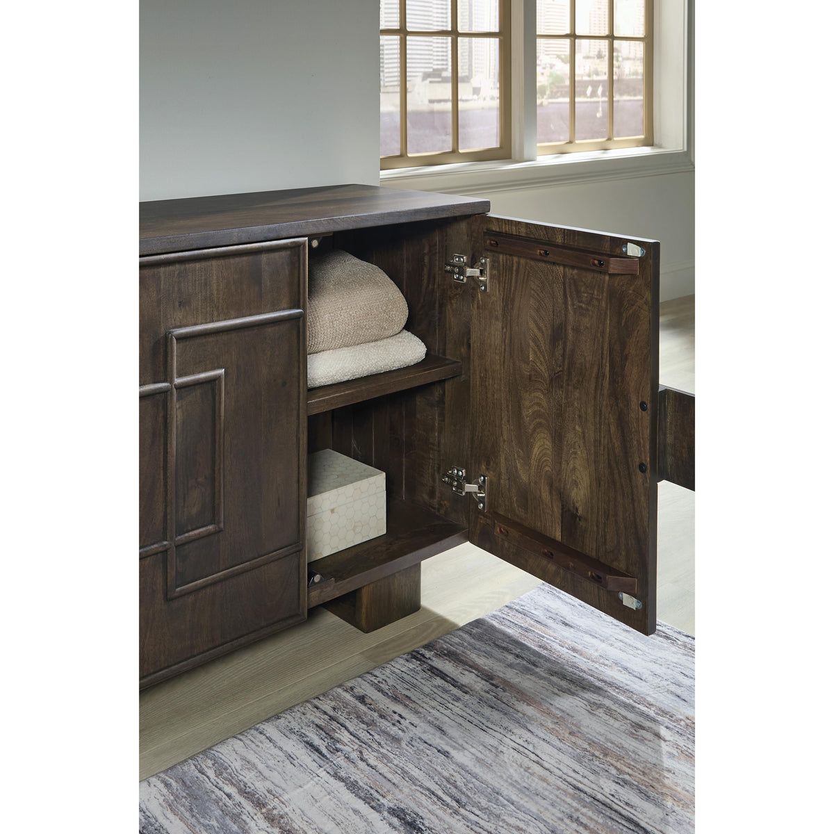 Signature Design by Ashley Cato A4000682 Accent Cabinet