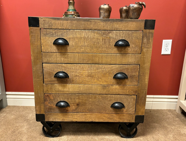 Accent Cabinet in Natural 950601