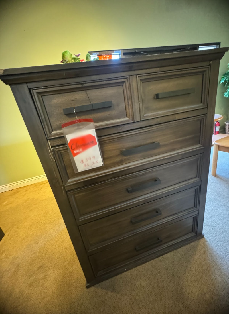 Johurst 5 Drawer Chest B762-46