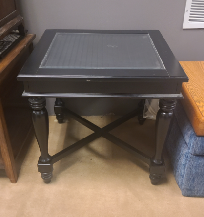 Odd End Table Luvered Side
